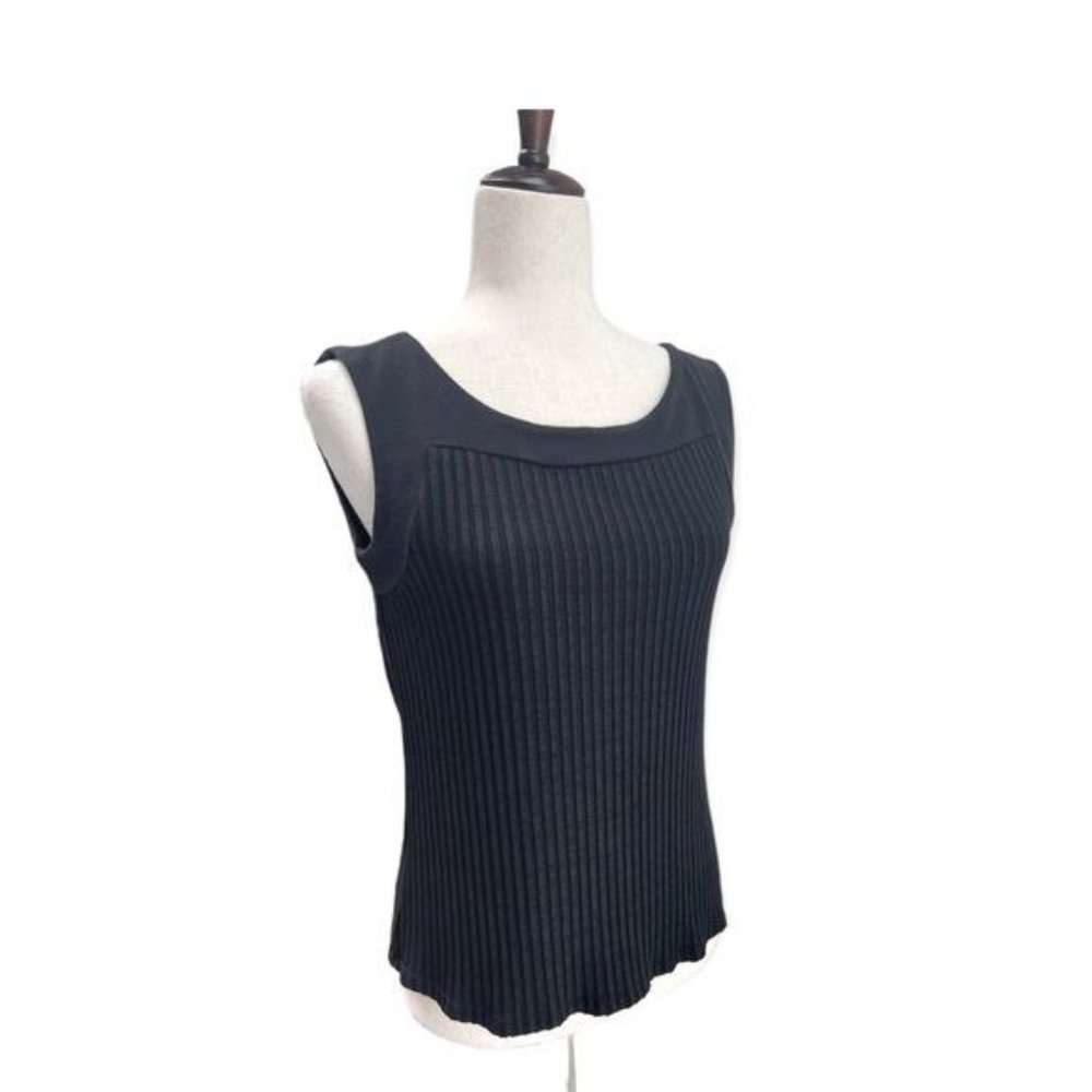Amour Vert Ribbed Crewneck Sleeveless Top | Extra Small